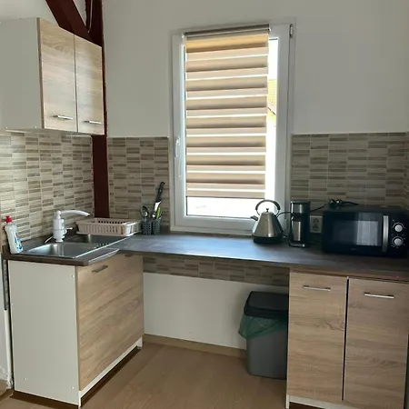 Jesolo Apartmanhaz شقة Balatonkeresztúr