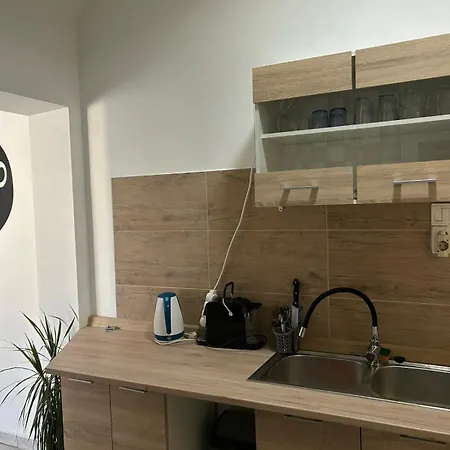 Jesolo Apartmanhaz شقة Balatonkeresztúr