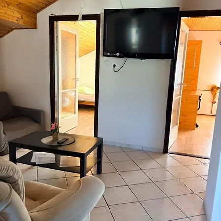 Appartement Jesolo Apartmanhaz Balatonkeresztúr