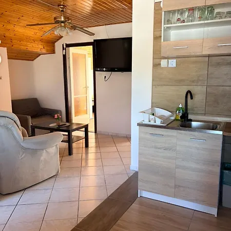 Appartement Jesolo Apartmanhaz Balatonkeresztúr